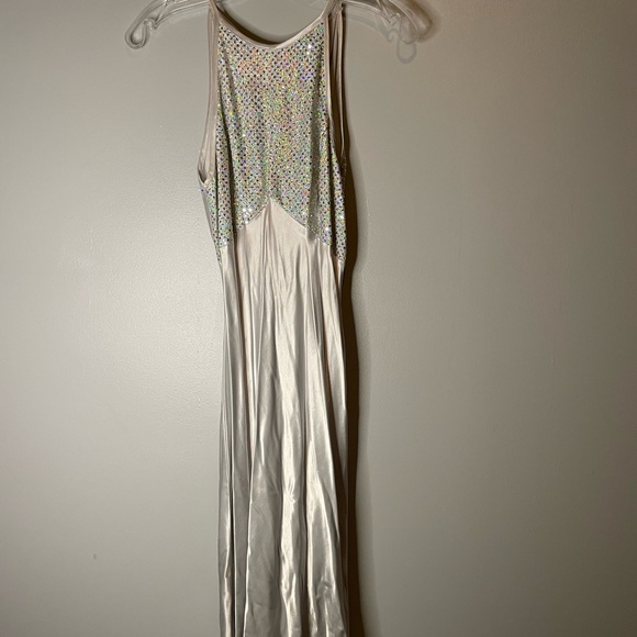 Silver Formal Dress with Sequin Top and Tie Back - Picture 2 of 13